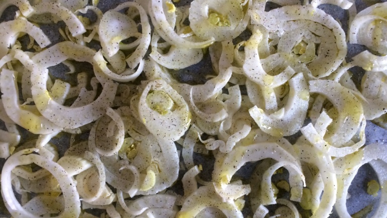 Tagliata di finocchi al forno: quando gola e linea vanno a braccetto