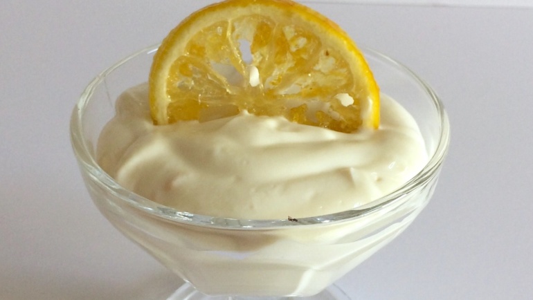 Mousse al limone a modo mio: leggera e freschissima!