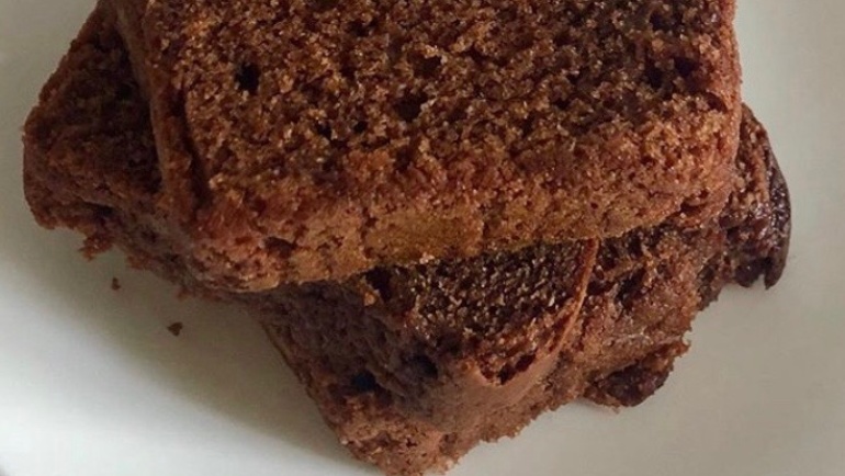 Plumcake al cioccolato con yogurt greco e senza burro. Speciale!