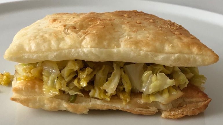 Millefoglie di cavolo verza: pochi minuti per un risultato strepitoso!