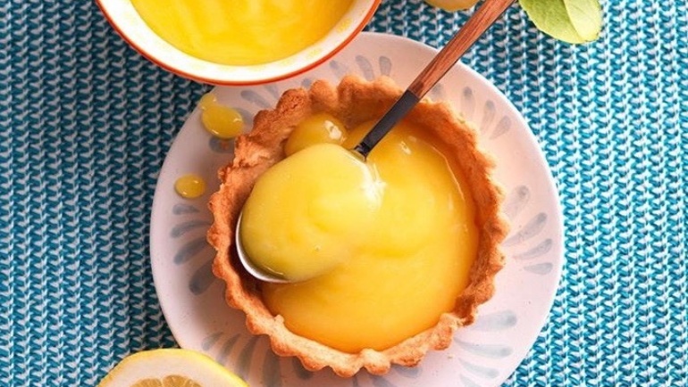 Lemon curd a modo mio: una crema vellutata e incredibile al limone