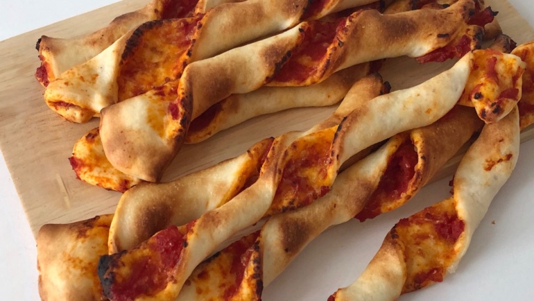 Torciglioni di pizza a modo mio: sono pazzeschi! Facili, veloci e tanto buoni.