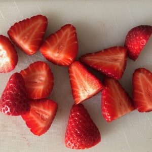 torta_ganache_fragole_taglio