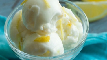 Sorbetto al limone senza gelatiera, gluten free ed eccezionale!
