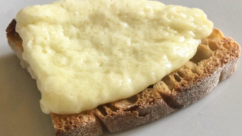 Pecorino al forno: un’idea semplice, veloce e di una bontà unica!