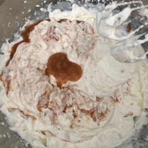 pavlova_noci_fichi_miele