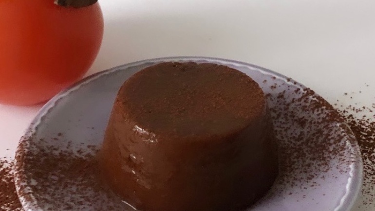 Budino di cachi e cacao amaro: solo 2 ingredienti per un risultato da wow!