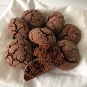 chocolate_crinkles_cookies